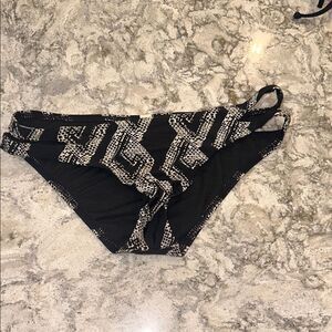 🐆 Reef Black & White Printed Bikini Bottoms - XS